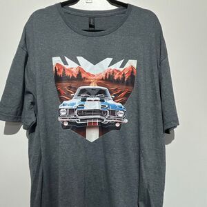 Gildan Softstyle Men's Gray Classic Car Short Sleeve Graphic T-Shirt Size 2XL